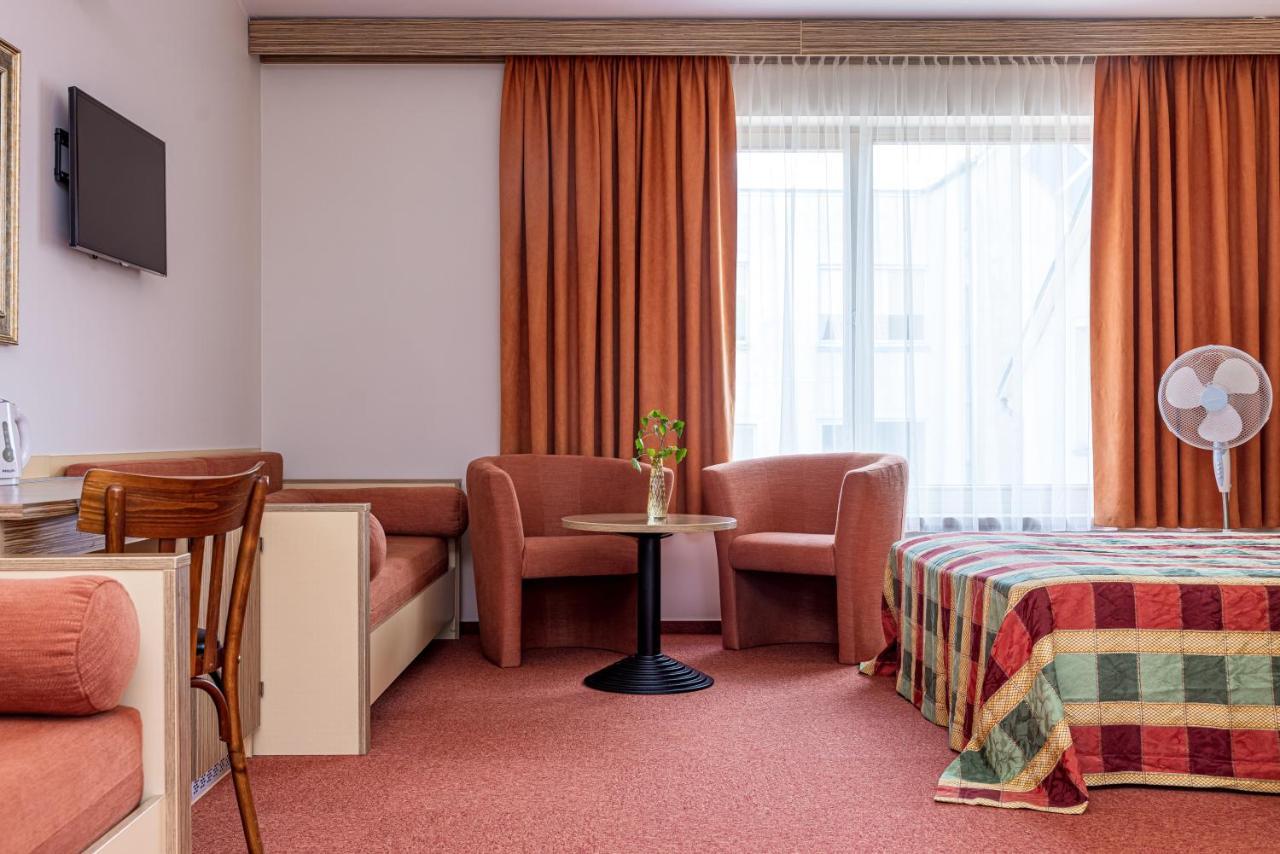Info Hotel Паланга Екстер'єр фото